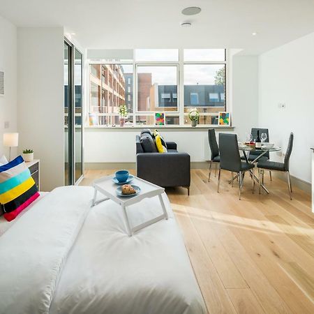 Modern London City Apartment - Victoria Line 外观 照片